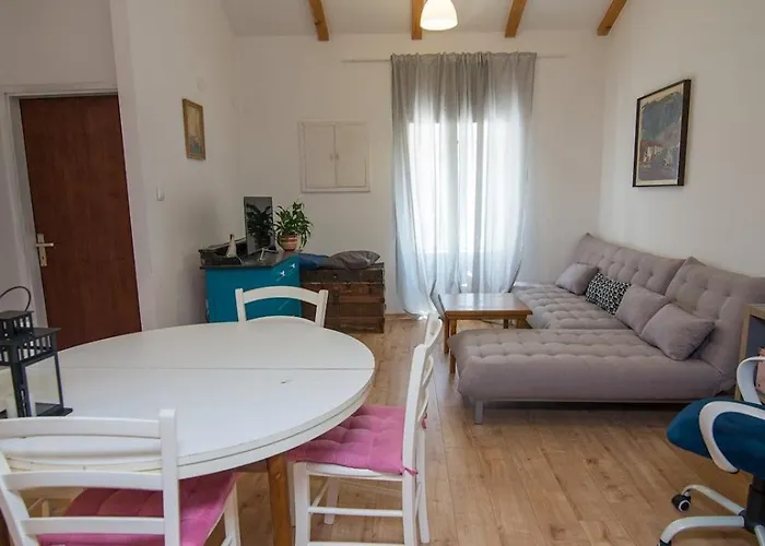 Apartamento Rovenska A2+1*** Veli Lošinj