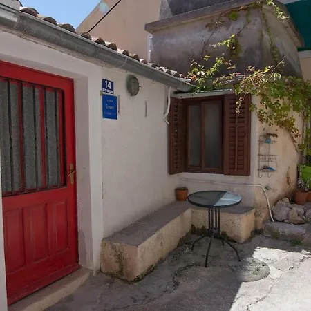 Rovenska A2+1*** * Veli Lošinj